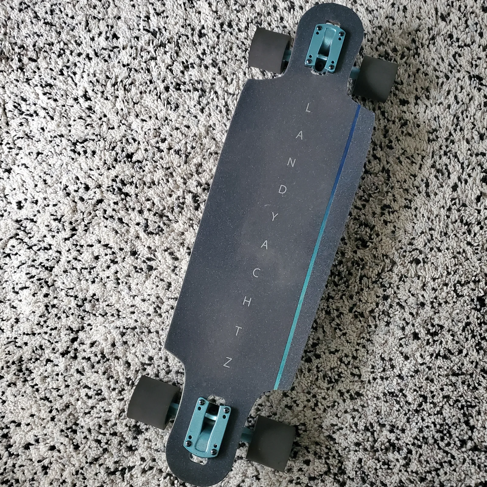 Landyachtz Drop Cat 33" - Python